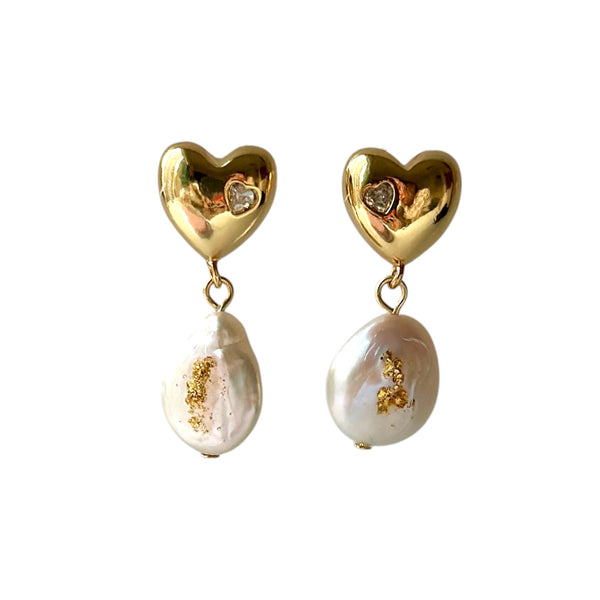 Heartfelt Elegance: Baroque Pearl and Gold Earrings